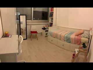 Chambre chez l'habitant / Appartement 5 pièces de 99 m², Paris, Rue de Charonne