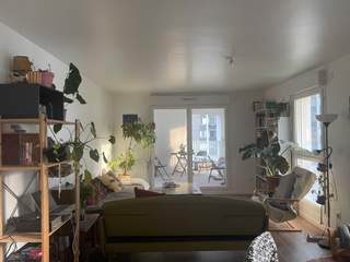 Room share / 4 rooms apartment · 81 m², Les Lilas, Rue de Paris