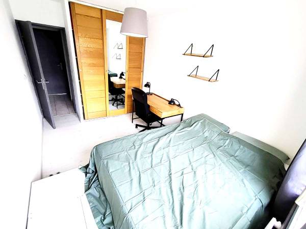 Coliving / Appartement 6 pièces de 106 m², Lyon, Avenue Verguin / Photo 2