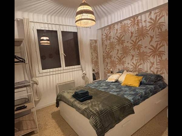 Colocation / Appartement 4 pièces de 55 m², Marseille, Rue du Génie / Photo 2