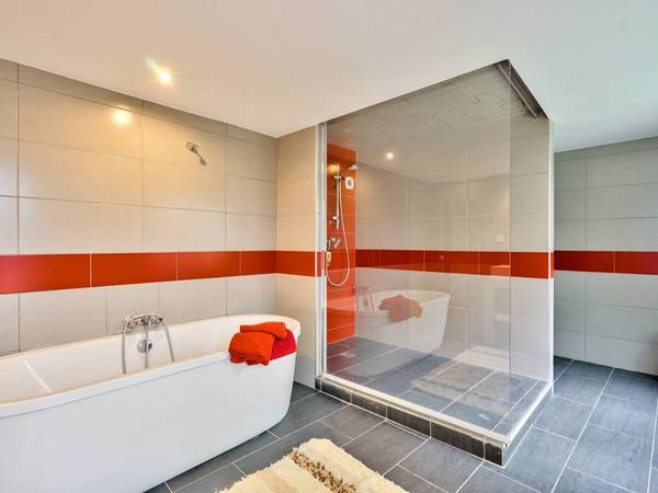 Colocation / Appartement 3 pièces de 120 m², Bordeaux, Rue de Lacanau / Photo 2