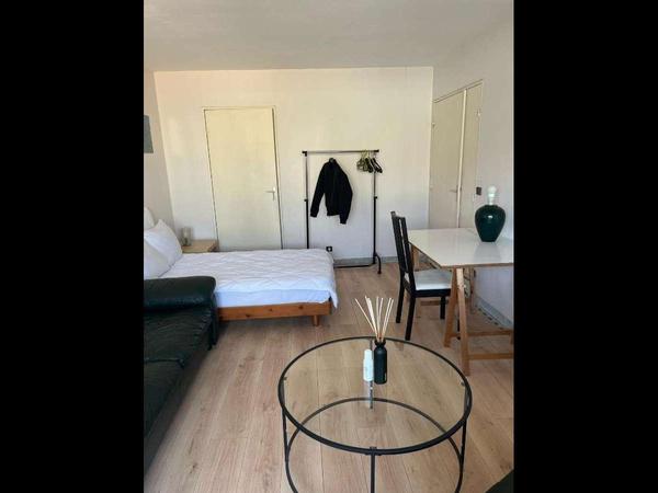 Chambre chez l'habitant / Appartement 2 pièces de 51 m², Paris, Avenue Jean Moulin / Photo 2