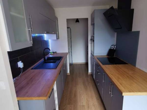 Colocation / Appartement 4 pièces de 86 m², Champs-sur-Marne, Place du Bois de Grâce / Photo 3