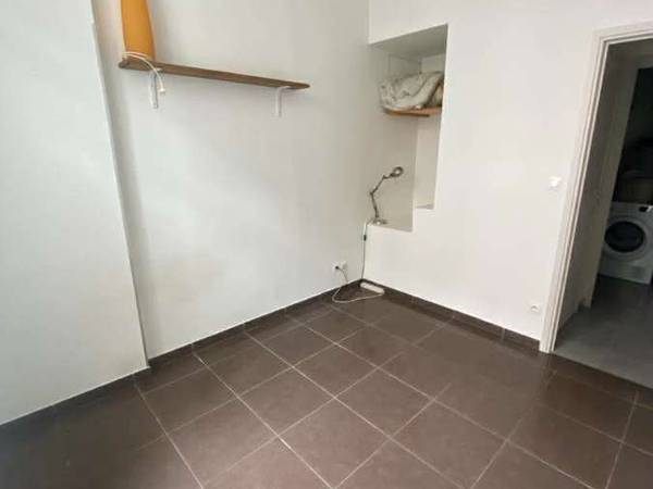 Colocation / Appartement 4 pièces de 80 m², Lille, Rue Caumartin / Photo 2