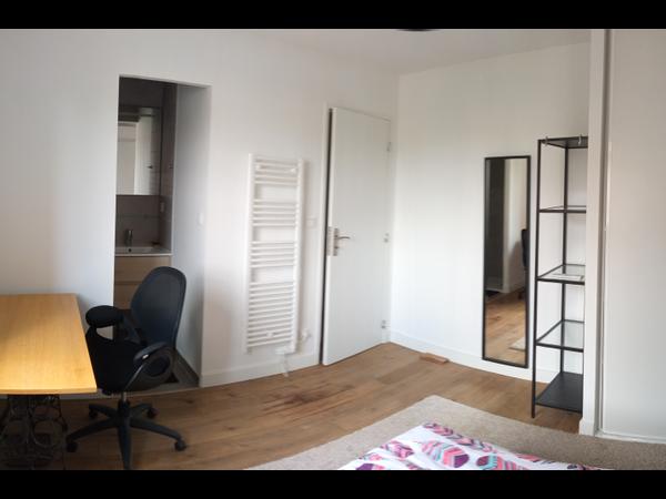 Colocation / Maison 4 pièces de 65 m², Vaulx-en-Velin, Avenue Georges Rougé / Photo 2