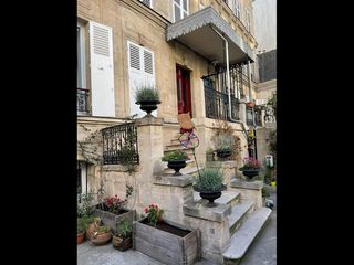 Colocation / Appartement 7 pièces de 137 m², Paris, Rue de Clignancourt