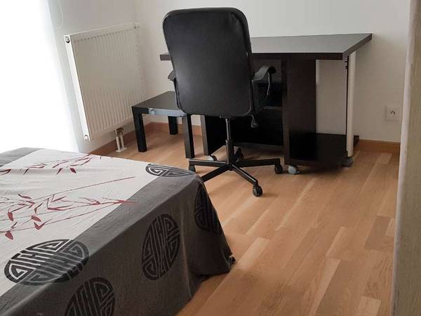 Colocation / Appartement 3 pièces de 60 m², Metz, Allée du Front Saint-Vincent / Photo 2