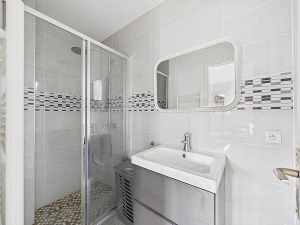 Colocation / Maison 4 pièces de 142 m², Villejuif, Rue Edouard Tremblay / Photo 2