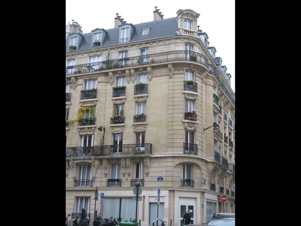 Location / Studio de 12 m², Paris, Rue Rémy Dumoncel / Photo 8