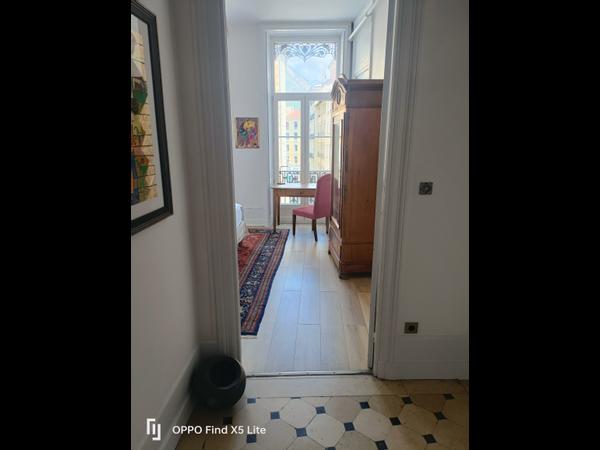 Chambre chez l'habitant / Appartement 5 pièces de 180 m², Grenoble, Place aux Herbes / Photo 2