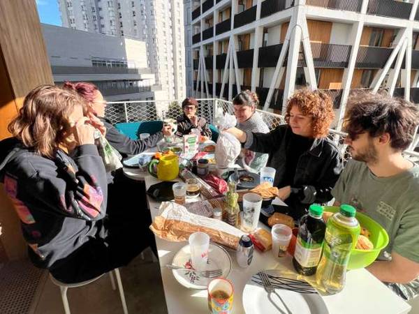 Colocation / Appartement 3 pièces de 60 m², Paris, Rue Eva Kotchever / Photo 5