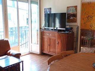 Room share, 6 rooms apartment, Angers