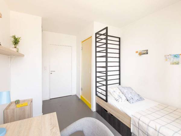 Résidence étudiante / Appartement 3 pièces de 27 m², Puteaux, Avenue du Général de Gaulle / Photo 2