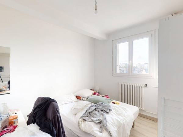 Colocation / Appartement 6 pièces de 92 m², Tours, Avenue du Général de Gaulle / Photo 2