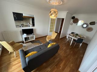 Colocation / Appartement 5 pièces de 90 m², Orléans, Place Voltaire