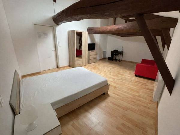 Colocation / Maison 7 pièces de 220 m², Langon, Rue Amand Dumeau / Photo 2