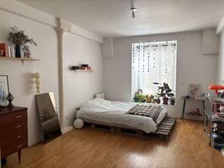 Subaffitto / 5 rooms apartment · 120 m², Paris, Villa Marcel Lods