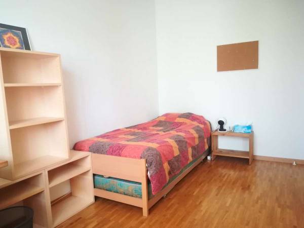 Chambre chez l'habitant / Appartement 6 pièces de 150 m², Dardagny, Chemin du Rail / Photo 2