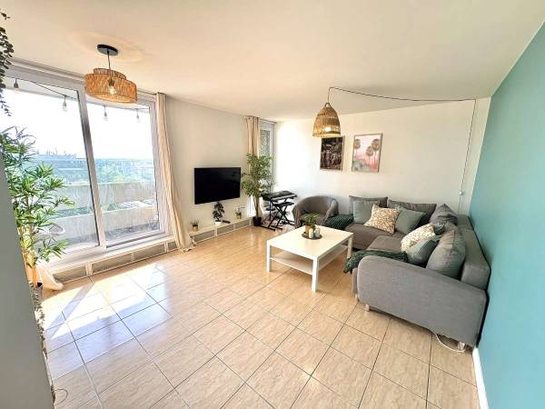 Flatsharing / 5-bedroom flat · 97 m², Élancourt, Résidence Les Nouveaux Horizons / Photo 2