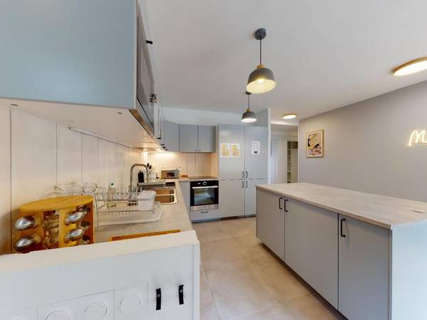 Colocation / Appartement 1 pièce de 288 m², Romainville, 118 Avenue du Colonel Fabien, / Photo 2