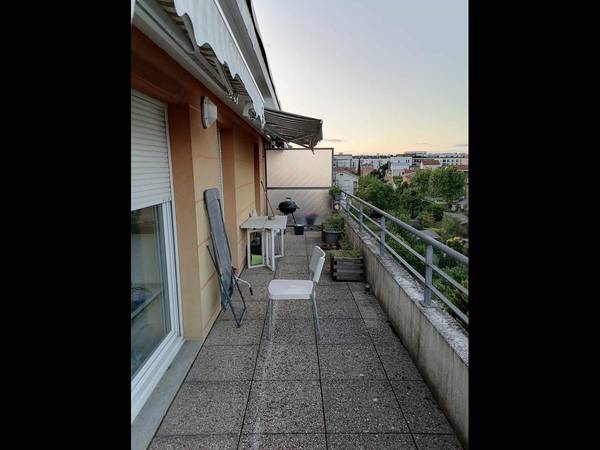 Flatsharing / 6-bedroom flat · 96 m², Villeurbanne, Rue Francis de Pressensé / Photo 2