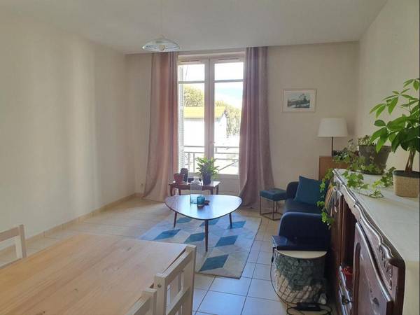 Location / Appartement 2 pièces de 44 m², Ajaccio, Rue Merimee / Photo 2