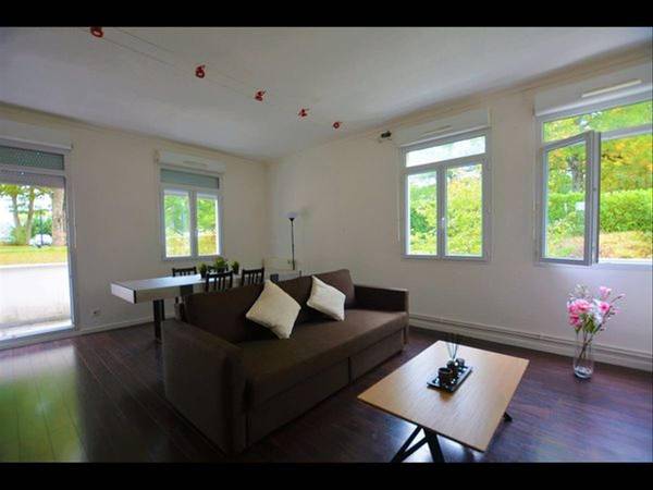 Colocation / Appartement 5 pièces de 96 m², Orléans / Photo 2