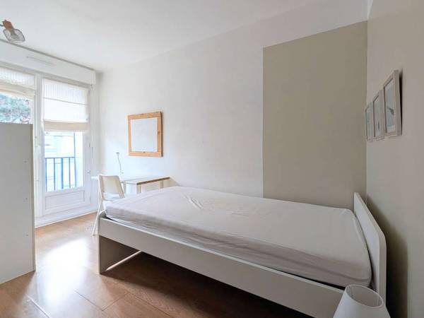 Colocation / Appartement 4 pièces de 53 m², Rennes, Avenue de Guyenne / Photo 2