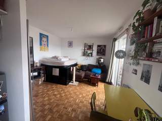 Subaffitto / 1 room apartment · 28 m², Paris, Allée Anne de Beaujeu