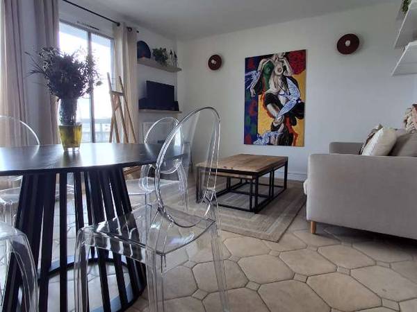 Colocation / Appartement 4 pièces de 67 m², Montreuil, Rue Irène Et Frédéric Joliot Curie / Photo 2