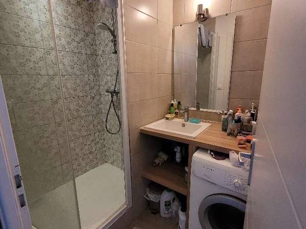 Colocation / Appartement 4 pièces de 57 m², Villeurbanne, Avenue Roger Salengro / Photo 7