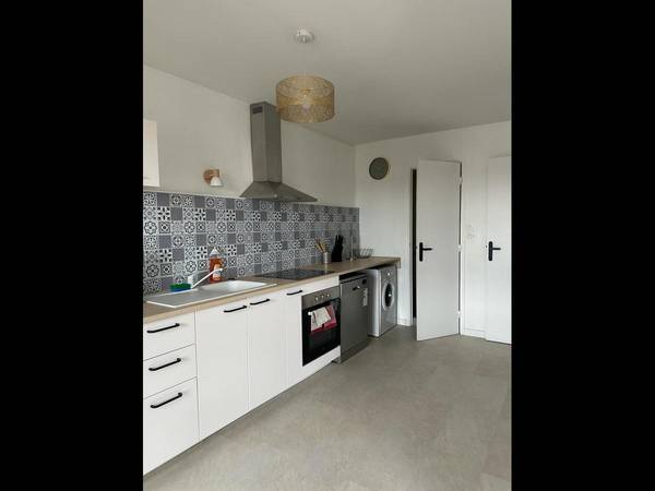 Colocation / Appartement 4 pièces de 82 m², Nancy, Avenue du Général Leclerc / Photo 2