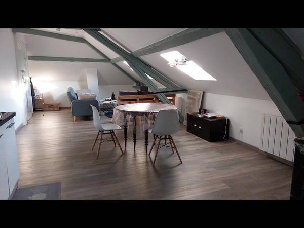 Colocation / Appartement 4 pièces de 76 m², Compiègne / Photo 2
