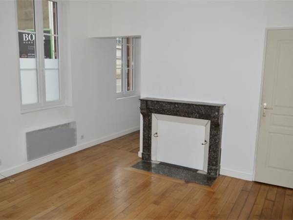 Location / Studio de 25 m², Troyes, 162 Avenue Pierre Brossolette / Photo 2