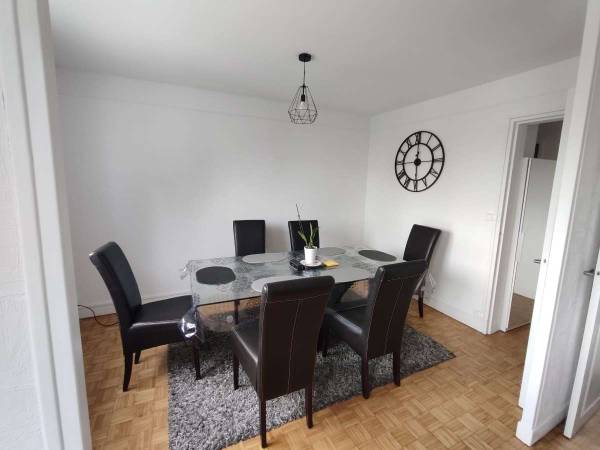 Colocation / Appartement 4 pièces de 81 m², Billère, Rue Laffitte / Photo 2
