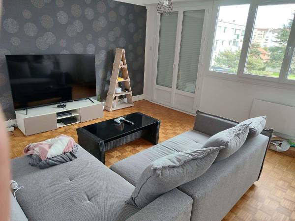 Colocation / Appartement 4 pièces de 81 m², Billère, Rue Laffitte / Photo 4