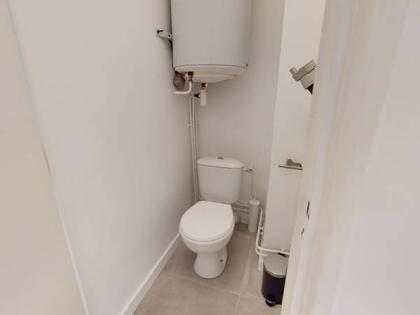 Colocation / Appartement 5 pièces de 77 m², Lyon, Rue Barrier / Photo 17