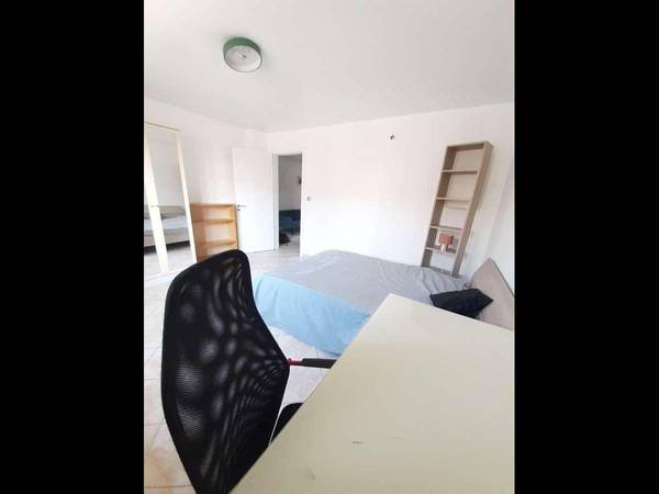 Colocation / Appartement 3 pièces de 15 m², Mulhouse, Rue Franklin / Photo 4