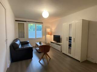 Location / Appartement 4 pièces de 62 m², Grenoble, Rue Turgot