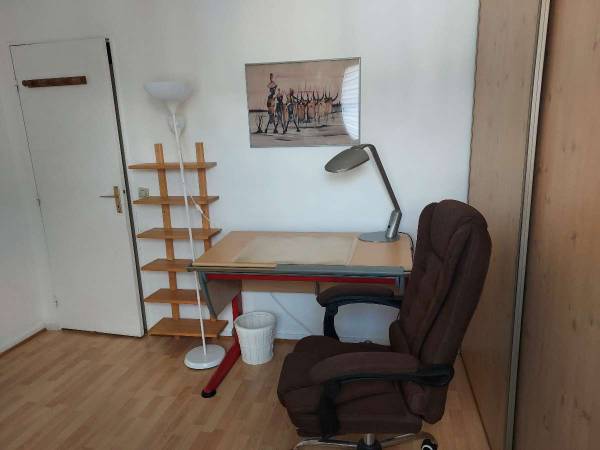 Homestay / 3-bedroom house · 70 m², Bry-sur-Marne, Rue des Cottages / Photo 2