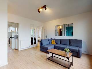 Room share / 5 rooms apartment · 80 m², Lyon, Avenue Général Frère