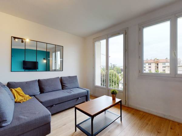 Colocation / Appartement 5 pièces de 80 m², Lyon, Avenue Général Frère / Photo 2