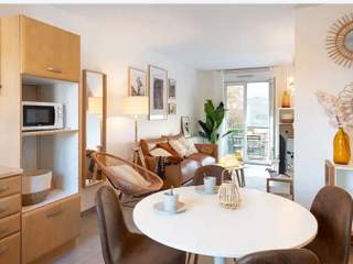 Room share, 4 rooms apartment, Vénissieux