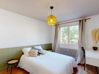 Colocation / Appartement 5 pièces de 81 m², Dijon, Rue d'Auxonne