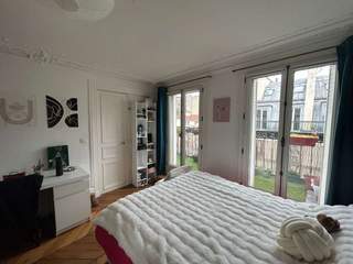 Colocation / 5 rooms apartment · 100 m², Paris, Rue Notre-Dame de Lorette