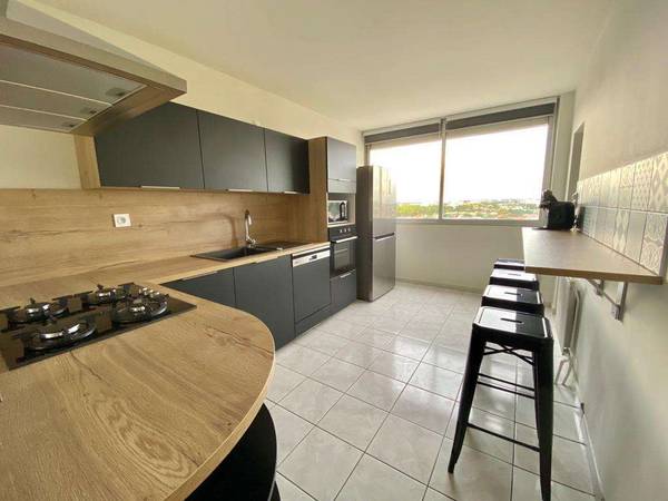 Colocation / Appartement 8 pièces de 105 m², Colomiers, Allée du Vicdessos / Photo 2