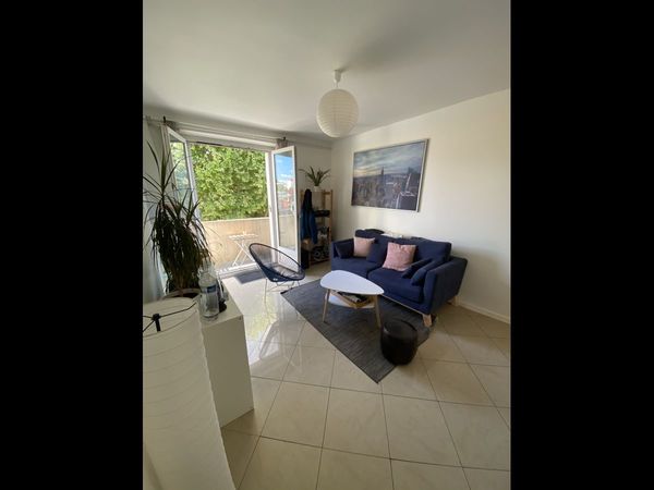 Colocation / Appartement 6 pièces de 96 m², Champigny-sur-Marne, Rue Karl Marx / Photo 2