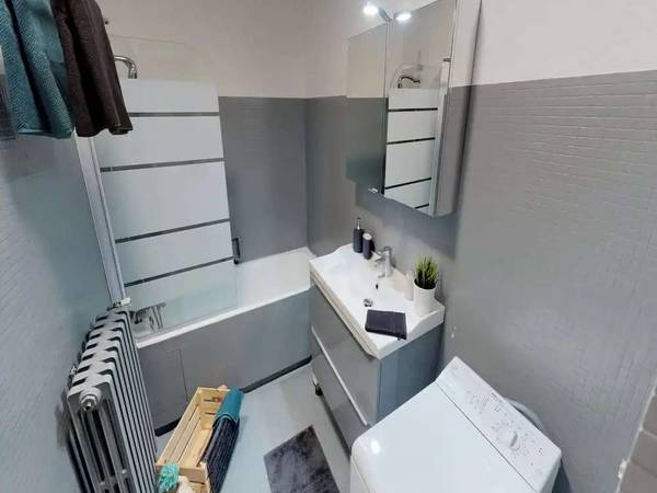 Coliving / Appartement 8 pièces de 109 m², Lille, Rue du Bazinghien / Photo 12