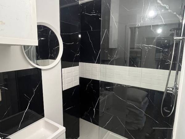 Colocation / Appartement 5 pièces de 80 m², Orléans, Rue Vieille Levée / Photo 2