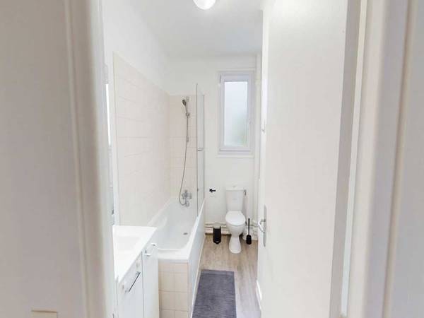 Colocation / Appartement 4 pièces de 90 m², Paris, Rue de Saussure / Photo 20